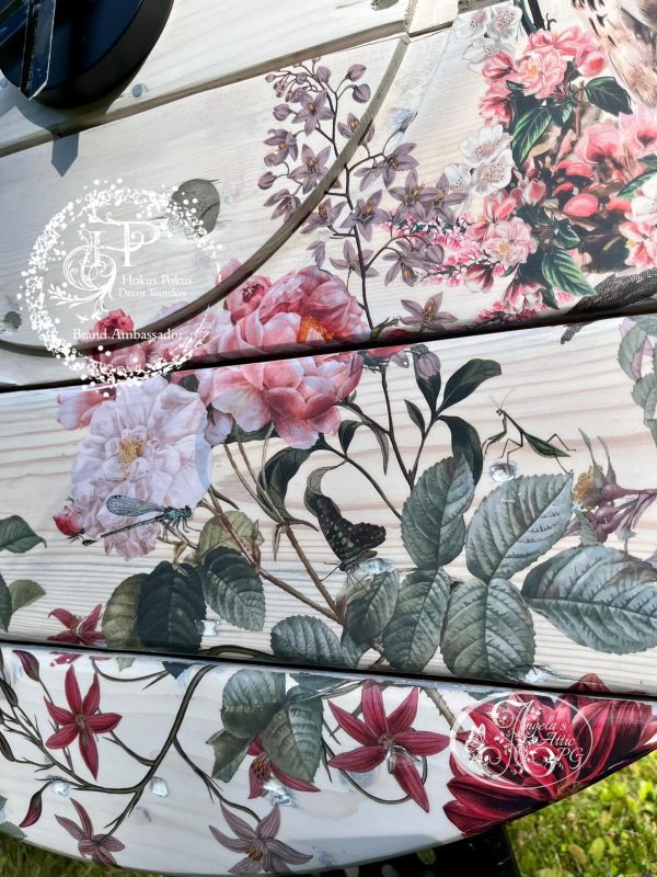 Angelas attic - The Queen1 Angelas attic - The Queen1