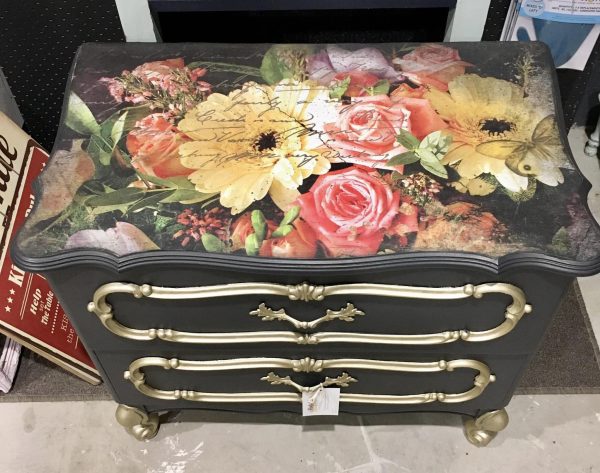 Royal Blooms Royal Blooms